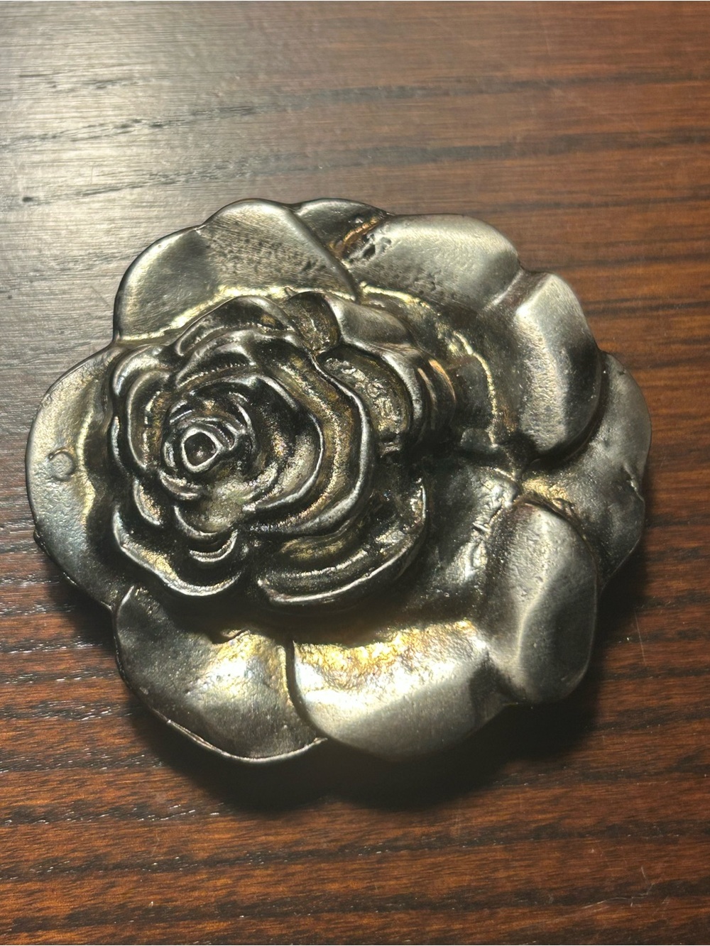 Vintage silver metal rose belt snap on buckle